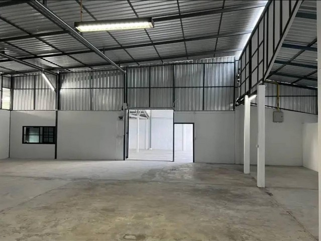 รหัสC5947  ให้ช่าโกดังเก็บสินค้าพร้อมออฟฟิศ พื้นที่ 360 ตารางเมตร ถนนรามอินทรา ท่าแร้ง บางเขน