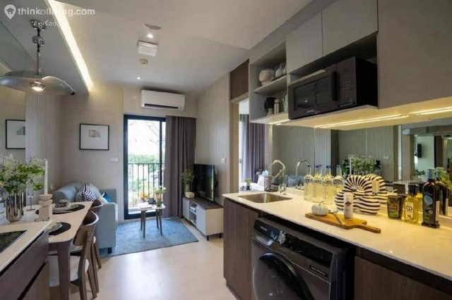 Sub0959ขายดาวน์ใบจองคอนโด Nue Cross Khukot Station ชั้น 4   ติดรถไฟฟ้าสถานีคูคต 100 เมตรสนใจรายละเอียดเพิ่มเติม สอบถามได้ครับ /เบอร์ 0852451515  , ID Line : plaboocondo(เจ้าของขายเอง  ขายเพราะได้อีกแห่ง)เลขที่บ้าน สวย   ห้องเลขที่  88/878 - 1 Bedroom 26.85 ต.ร.ม.- ตึก E ชั้น 4  ห้องรหัส E4A29     ห้องหัวมุม  เงียบสงบ วิวระเบียงโล่ง  ทิศเหนือ- ราคาหน้าสัญญา 1.79  ล้าน ได้ส่วนลดพิเศษ 160,000 บาท ในวันโอนกรรมสิทธิ์  เป็นห้องของโครงการที่มีความ