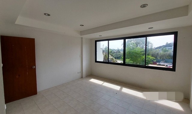 ขายอาคารพาณิชย์  หมู่บ้านโครงการต้นธรรมเชิงมนต์ สุราษฎร์ธานี (PKK04-05884)