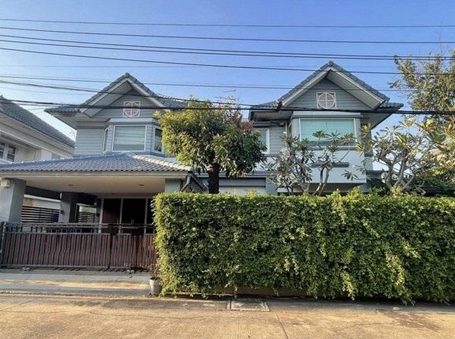   ให้เช่าบ้านเดี่ยว 2 ชั้น อารียาชบา ซอยนวลจันทร์ 56 ย่านเลียบด่วนรามอินทรา ลาดพร้าว เนื้อที่ 61.7 ตารางวา