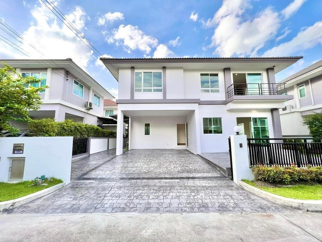 ขาย บ้านเดี่ยวพร้อมสวนสวย  บ้านเดี่ยว ไลฟ์ บางกอก บูเลอวาร์ด รังสิต