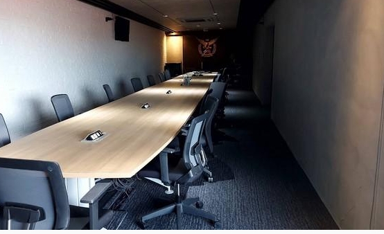 ให้เช่าอาคาร 6 ชั้น  เนื้อที่ 255 ตรว ติดถนนเลียบคลองภาษีเจริญฝั่งเหนือ หนองแขม