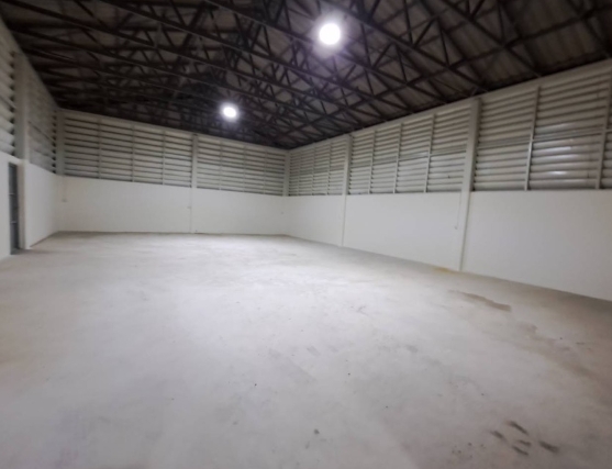 ให้เช่า โกดัง โรงงาน200 ตรม ย่านบางบัวทอง บางใหญ่ สี่แยกนพรัตน์ (ซอยลำโพ39)