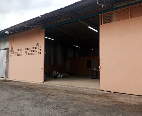 ให้เช่าโกดัง โรงงาน 140 ตร.ม.  ถนนกรุงเทพกรีฑา ใกล้สนามบินสุวรรณภูมิ