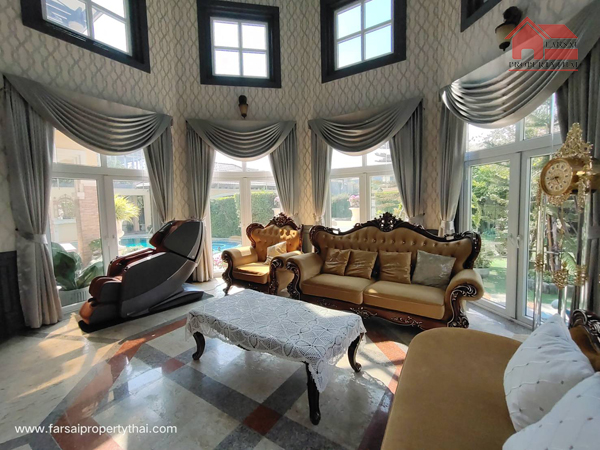 ให้เช่าบ้านคฤหาสน์ 2ชั้น สระว่ายน้ำ เนื้อที่ 200ตร.ว  5ห้องนอน 5ห้องน้ำ เฟอร์นิเจอร์ครบ ถนนเลียบทางด่วน ลาดพร้าว ราคาเช่า 250,000 บ/ด