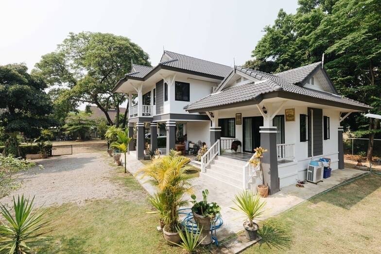 ขายบ้านเดียวพร้อมที่ดินทำเลทอง  เจ้าของขายเอง ตำบลหนองผึ้ง อำเภอสารภี จังหวัดเชียงใหม่ บ้านเลขที่ 439 หมู่ 4