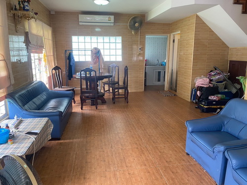 ขายบ้านแฝดหลังมุม หมู่บ้านพฤกษา 13  ขนาด 43.9 ตรว. เส้นเลียบคลองสาม 37/92 หมู่บ้านพฤกษา 13 ซ.1/5  ต.คลองสาม อ.คลองหลวง จ.ปทุมธานี