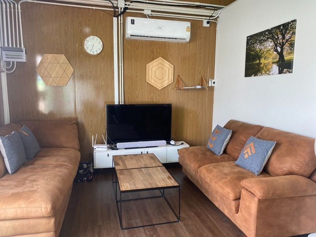 ให้เช่าบ้านเดี่ยวชั้นเดียว ย่านลาดกระบัง  175 ตรว.พร้อมสระว่ายน้ำ เฟอร์นิเจอร์ ครบ  ถนนประชาพัฒนา