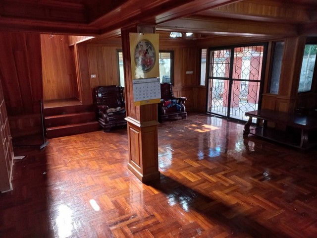 ให้เช่าบ้านเดี่ยว 2 ชั้น มบ.สัมมากร รามคำแหง 112 ใกล้โรงเรียนนวมินทราชินูทิศ