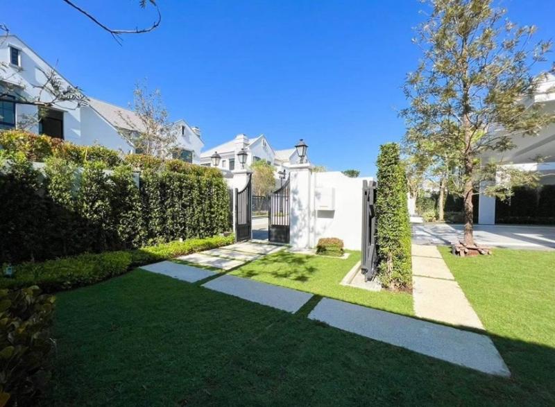 CC 1385  ให้เช่า บ้านใหม่หรู 2ชั้น โครงการนันทวัน พระราม 9 กรุงเทพกรีฑาตัดใหม่  ใกล้ Wellington International School