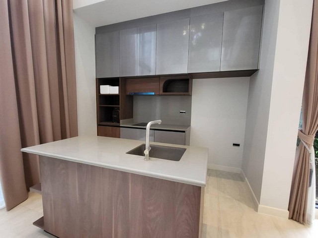 ให้เช่า บูก้าน กรุงเทพกรีฑ บ้านเดี่ยว 3 ชั้น หรูทันสมัย มีลิฟท์ วิวสระว่ายน้ำ โครงการใหม่ ใกล้ทองหล่อ