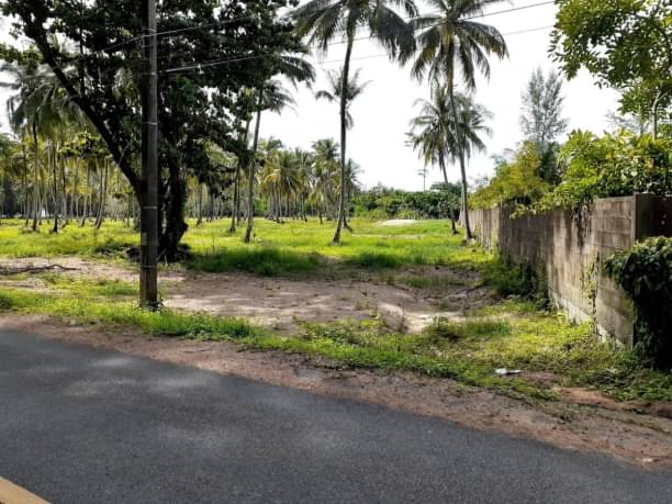 ขายบ้านพร้อมที่ดินริมน้ำวิวร้อยล้าน ลมเย็นสบายไร้มลพิษใกล้ชิดธรรมชาติ นครปฐมที่ตั้ง : ต.โพรงมะเดื่อ อ.เมืองนครปฐม จ.นครปฐมhttps://maps.app.goo.gl/EdgmZLcmZDqdLjBY9ขนาดพื้นที่ :  1 ไร่ 18 ตารางวารายละเอียดหากเบื่อกรุง หนีรถติด หลีกความวุ่นวาย ไม่ไกลกรุงเทพ ตรงนี้ตอบโจทย์ได้ บ้านพร้อมที่ดินริมน้ำวิวร้อยล้าน ลมเย็นสบายไร้มลพิษใกล้ชิดธรรมชาติ ขี่จักรยานรอบอ่างเก็บน้ำ