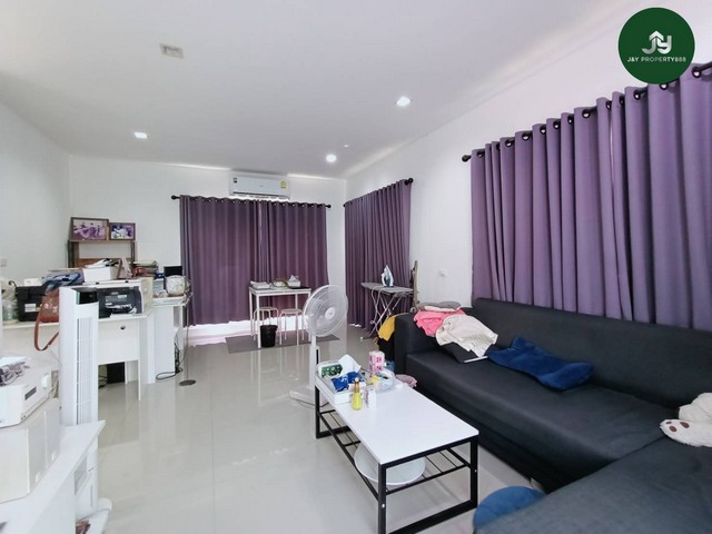 โครงการโกลเด้น นีโอ นวมินทร์ ซอยนวมินทร์ 42 ถนนนวมินทร์ แขวงคลองกุ่ม เขตบึงกุ่ม กรุงเทพมหานคร