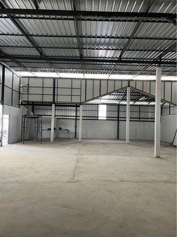 BS1281ให้เช่าโกดัง พื้นที่ใช้สอย 500 ตรม.ย่านรามอินทรา ใกล้อีสพาร์ค เหมาะทำเป็นออฟฟิศ สต๊อคสินค้าค่าเช่า 60,000 บาทต่อเดือนติดต่อ : คุณพร 0938091444 (เบอร์นี้แอดไลน์ได้คะ),โทร 0939833259ID Line : henghengpaulaรหัสประกาศBS1281ให้เช่าอาคารชั้นเดียว พื้นที่ใช้สอย 500 ตรม.ย่านรามอินทรา ใกล้อีสพาร์ค เหมาะทำเป็นออฟฟิศ สต๊อคสินค้าขนาดที่ดิน 150 ตารางวา หน้ากว้าง 22 เมตร ลึก 23 เมตรเป็นอาคารก่ออิฐฉาบปูน หลังคา