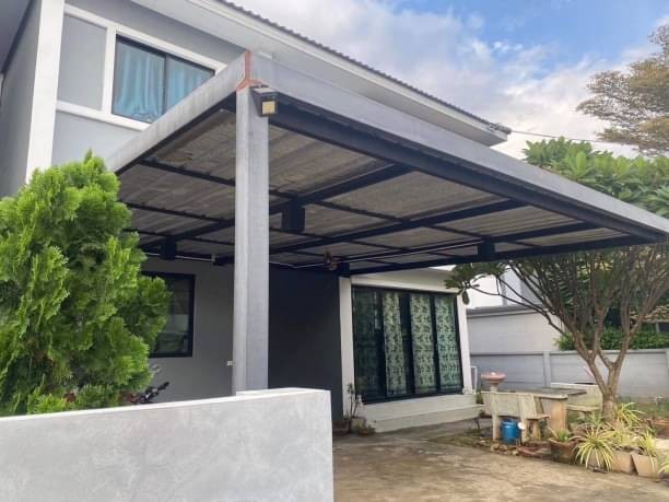 ขายด่วน #ต่ำกว่าราคาประเมิน 2.7 ล้าน บ้านแฝด 2 ชั้น 45.4 ตรว. #ปาล์มการ์เด้นท์6 #สันนาเม็ง #สันทราย #ใกล้วงแหวนรอบ2 #ใกล้โฮมโปรสันทรายเนื้อที่ 45.4 ตรว.พื้นที่ใช้สอย 168. ตรม.3 ห้องนอน 3 ห้องน้ำ1 ห้องนั่งเล่น1 ห้องครัว (ด้านหลังต่อเติมครัวเพิ่ม)ที่จอดรถ 2 คันเก็บสีให้ก่อนออก สถานที่ใกล้เคียงห่างจากเซ็นทรัลเฟสติวัล  6.7 km.ห่างจากโฮมโปร สันทราย 4.0 km.ห่างจากโลตัสแยกสันคะยอม 4.0 km.ห่างจา