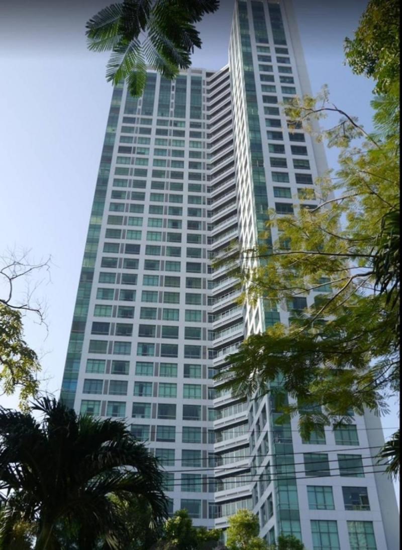 ขายคอนโดบ้านสาทรเจ้าพระยา239.94 ตารางเมตร4นอน3น้ำสวยมาก  รถไฟฟ้า Bts กรุงธนบุรี สะพานตากสิน ไปสาทร สีลม ไอคอนสยาม 5นาที ถนนวงเวียนใหญ่