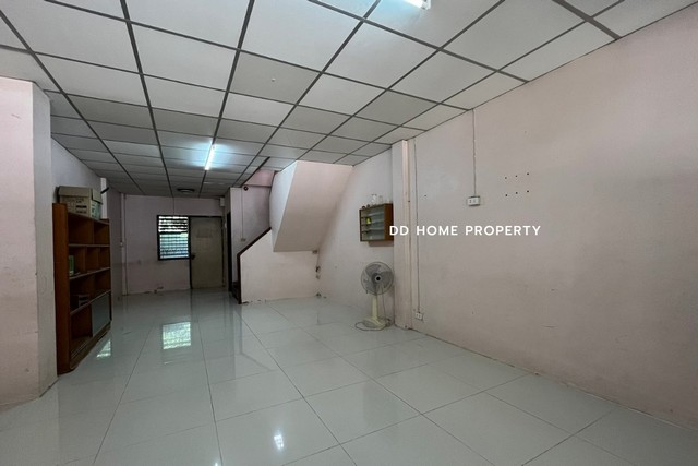 ขายหมู่บ้านจิตรณรงค์ บางกรวยไทรน้อย หน้าบ้านหันทางทิศใต้ (DD001528)