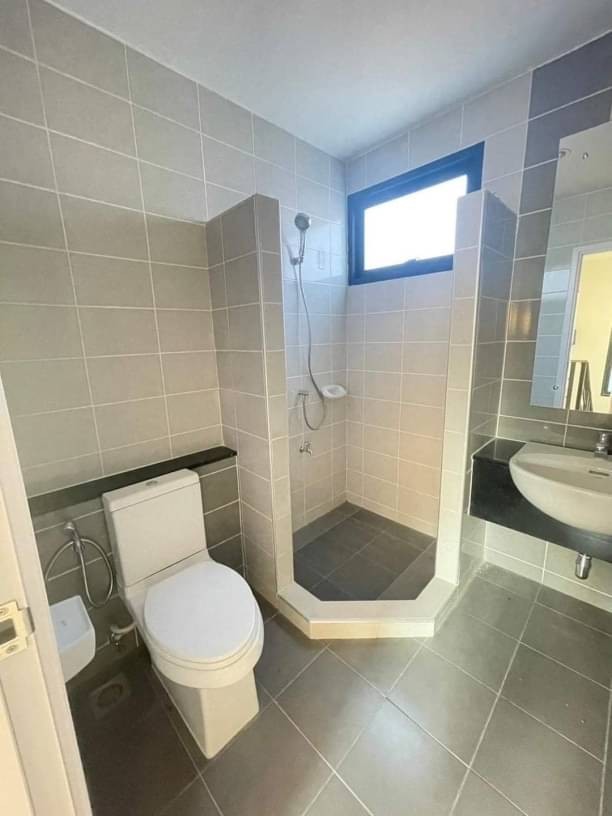 ให้เช่า 25,000 บาท/เดือน บ้านใหม่ 2 ชั้น 51 ตรว. 3 นอน 3 น้ำ แปลงมุม โซนสันกำแพง เฟอร์นิเจอร์ใหม่ทั้งหลัง