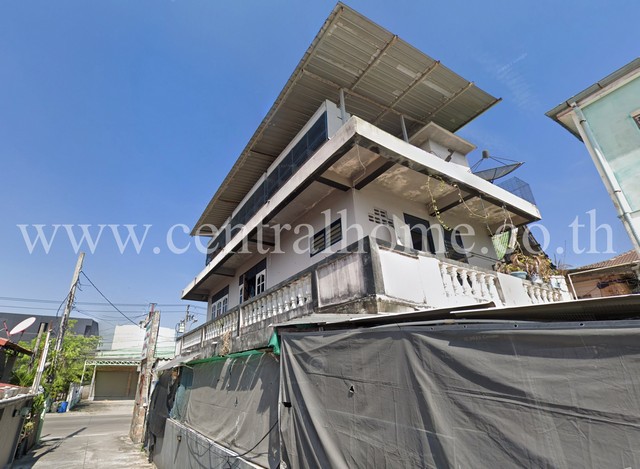 P1 อาคารพาณิชย์ ซอยมิสทีน เคหะร่มเกล้า ใกล้ บิ๊กซีเคหะร่มเกล้า