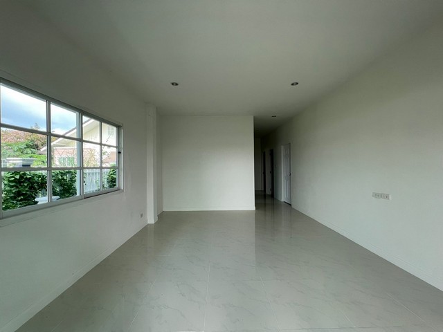 ขายบ้านเดี่ยวโครงการ รวิพร บ้านร่มไทร  บางละมุง จังหวัดชลบุรี PKK02-01083