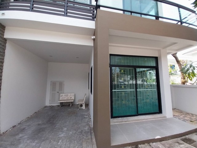 ให้เช่าโรงงาน+โกดัง+ สำนักงาน, 800 ตารางเมตร  บางเลน นครปฐม มี 2 โรงงานให้เช่าติดกัน