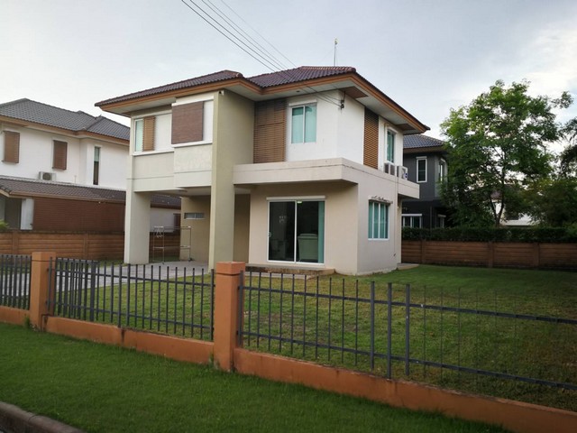 บ้าน ขายบ้าน ค.ส.ล. 2 ชั้น โครงการหมู่บ้านฮาบิเทีย ปัญญาอินทรา (100.4 ตร.ว.) และมีพื้นที่ใช้สอย 156 ตร.ม. (ราคา 6.95 ล้านบาทถ้วน)  0 Rai 1 งาน 4 ตาราง-วา 6950000 บาท   BIG SURPRISE!!