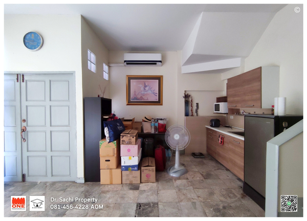 ขายด่วน!! ทาวน์โฮม 4 ชั้น 19 ตรว. 5 ห้องนอน ใกล้เมเจอร์รัชโยธิน, ม.ราชภัฏจันทรเกษม