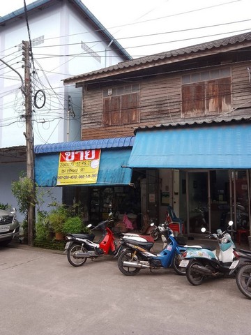 ขาย ห้องแถวไม้ใจกลางเมืองชุมพร  22 ตร.วา  ซ.จินดาเศรษฐี อ.เมืองชุมพร จ.ชุมพร    ZCP046