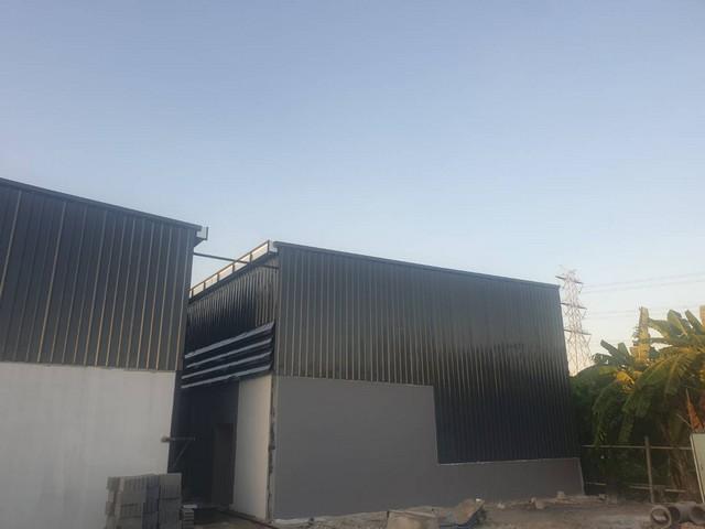 ให้เช่าโกดัง .ซอยกาญจนาภิเษก 25 ย่านกรุงเทพกรีฑา  พื้นที่ 300 ตรม ในพื้นที่เดียวกันมี 2 โกดัง โกดังละ 300 ตร.ม ใกล้ถนนวงแหวนรอบนอก