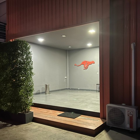 ให้เช่าพื้นที่ทำตลาดรถยนต์มือสอง 2 ล็อค 400 ตารางเมตร ถนนพรานนก-พุทธมณฑล สาย4 เขตตลิ่งชัน กรุงเทพฯ