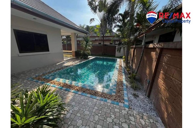 ขาย - บ้านสวยหลังมุมในบ้านดุสิตพัทยาปาร์ค