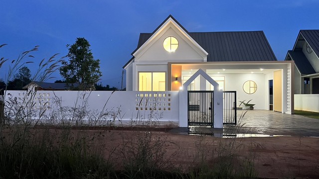 ขายบ้านเดี่ยวชั้นเดียวสไตล์มินิมอล โครงการบ้านมีโฮม ใกล้ศูนย์การแพทย์มหาวิทยาลัยแม่ฟ้าหลวง อำเภอเมืองเชียงราย จังหวัดเชียงราย