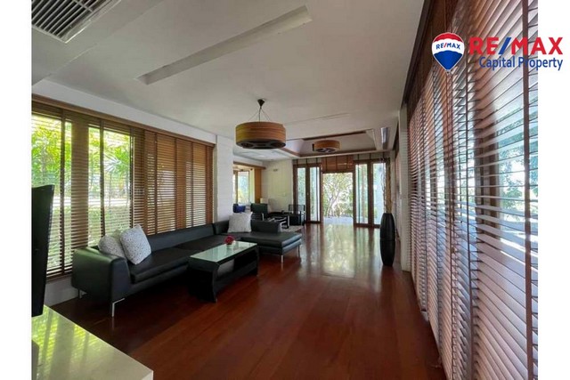 ราคาสุดคุ้มที่สุดในตอนนี้! ที่ คอนโดเดอะ แซงชัวรี่ วงศ์อมาตย์