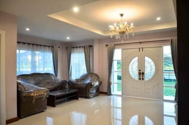 ให้เช่าพูลวิลล่า 55,000 บาท/เดือน 180 ตรว. 4 นอน 4 น้ำ สันนาเม็ง สันทราย สนามหญ้ากว้าง บรรยากาศดี เฟอร์นิเจอร์และเครื่องใช้ไฟฟ้าครบ