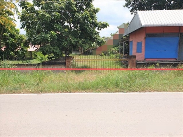 รายละเอียดเพิ่มเติมCode ID : PKK02-16168ราคาขาย           4,556,000 บาท- ขนาดพื้นที่ :  800 ตร.ว (2 ไร่)- พื้นที่ใช้สอย :    255.85 ตร.ม- จำนวนห้อง :  3 ห้องนอน 3 ห้องน้ำ- ที่จอดรถ :  1-2 คัน- บ้านเดี่ยว :   2 ชั้น- บ้านเดี่ยวหันทางทิศ : -- อายุอาคาร :   16 ปีพิกัดทรัพย์   :    https://maps.app.goo.gl/P7XnELRvLBSmExsF6สถานที่ใกล้เคียง- ใกล้โลตัส โกเฟรซ บ้านแซม ลำพูน- ใกล้โรงพยาบาลป่าซาง - ใกล้โรงเรียนวัดบ้านเรือน- ใกล้โรงเรียนบ้านร่องห้าสอบถามเพิ่มเต