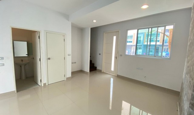 ขายทาวน์เฮ้าส์โครงการ โนวา อาร์ท ประชาอุทิศ ทุ่งครุ กรุงเทพมหานคร PKK03-00550