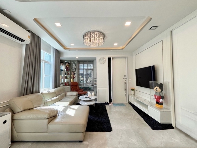 WW2442D ให้เช่า #บ้านเดี่ยว หมู่บ้านมัณฑนา บางนา-วงแหวน ซอย รามคำแหง 2 #ใกล้เมกาบางนา