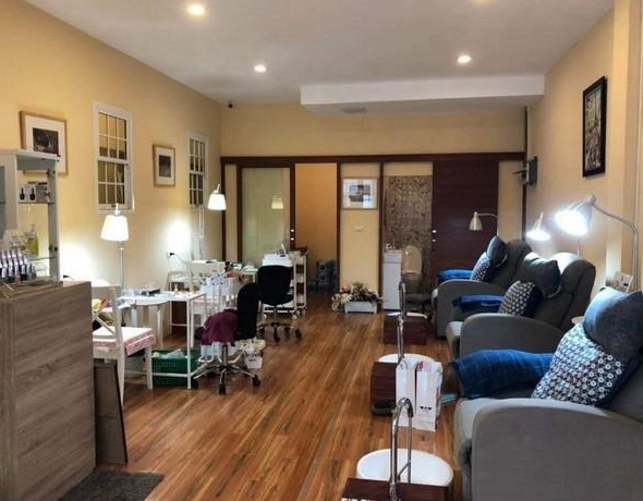 ให้เช่าอาคาร 4 ชั้น พระราม 9ซอย7 ใกล้ห้างเดอะไนน์ เหมาะทำธุรกิจ