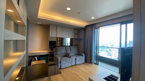 ให้เช่า คอนโด THE LUMPINI 24 ใกล้รถไฟฟ้า BTS พร้อมพงษ์ ขนา 55 ตรม. ชั้น 39