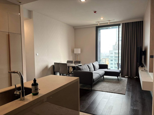 Laviq Sukhumvit 57, luxurious, safe, clean, 22nd floor, BTS Thonglor.***Service for selling/renting houses, condos and giving advice. If interested, contact at any time***Interested in additional details or pictures or making an appointment to see the room?Contact Ekachai (Aui)T. 089-799-5598Line ID: @auiauiaui001 (add @ in front) (Agent Post)-------------------------------------------------- ------------Room type: 2 bedrooms, 2 bathroomsSize 80 sq m., 22nd floorClean room, beautifully decorated, ready to move in.details-------------------------------------------------- ------------Rental price: 85,000 baht/month-------------------------------------------------- ------------* Complete electrical appliances- Air conditioning- fridge- TV- washing machine-------------------------------------------------- ------------*Facilities worth using- Sky Deck- Golf Simulator- Bike Simulator- Fitness Studio- Shuttle Service to BTS Ekkamai and BTS Thonglor---------------------------------------------