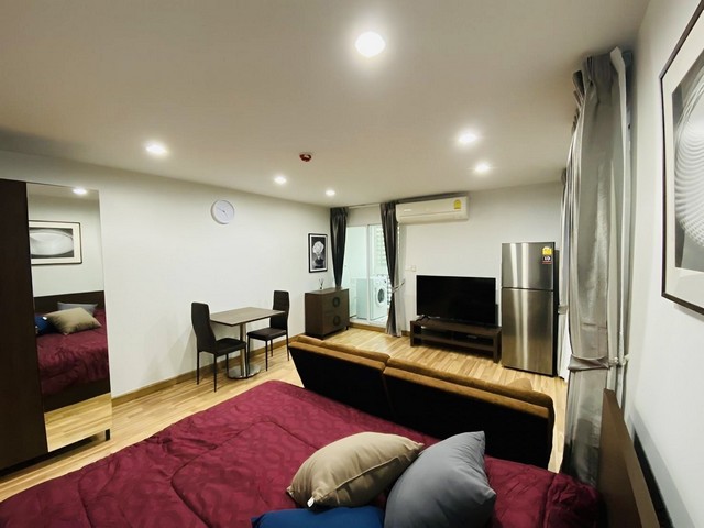 Regent Home 19 ปลอดภัย เป็นส่วนตัว สงบ ชั้น 5 BTS บางจาก ***บริการรับฝากขาย/เช่าบ้าน  คอนโด และให้คำปรึกษา สนใจติดต่อได้ตลอดเวลา*** สนใจรายละเอียดเพิ่มเติมหรือรูปภาพหรือนัดชมห้อง ติดต่อ เอกชัย (Aui)T. 089-799-5598 Line ID:  @auiauiaui001 ( เติม @ ด้านหน้า )แบบห้อง  1 ห้องนอน 1 ห้องน้ำ ขนาด 32 ตรม. ชั้น 5ห้องใหม่สะอาด ตกแต่งสวยงาม พร้อมเข้าอยู่รายละเอียด--------------------------------------------------------------ราคาเช่า  :  9,000 บาทต่อเดือน---------------------------