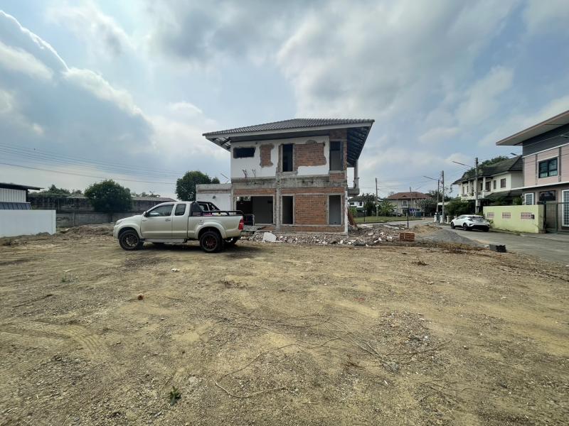 ขายที่ดิน 81 ตารางวา ซอย หมู่บ้านเมธินีฮิลล์เพลส ตำบลสันผักหวาน อำเภอหางดง เชียงใหม่