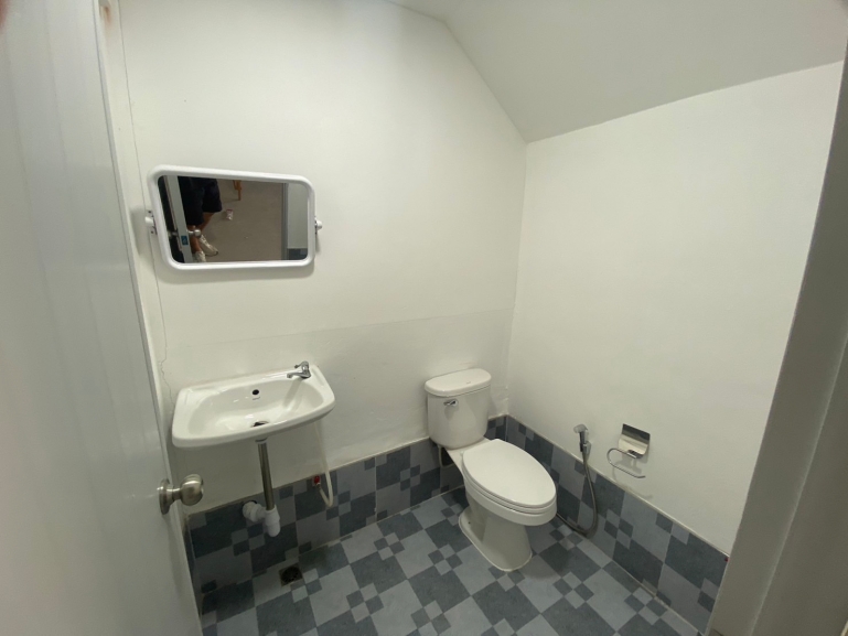 CH932 ให้เช่าโกดัง ย่านสุขุขมวิท 81 ขนาด 140 ตรม.พร้อมสำนักงาน