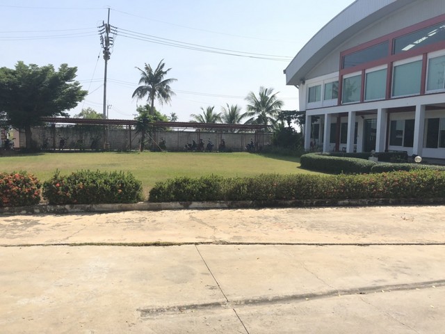 ขายด่วนโกดังโรงงาน8ไร่พื้นที่ในอาคาร5,500ตร.มอยู่อ.บางเลนจ.นครปฐมขาย65ล้านบาท