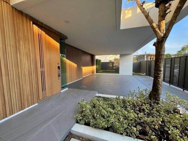 PO255 ให้เช่า บ้านเดี่ยว 3 ชั้น หมู่บ้าน VIVE วีเว่ พระราม 9 ใกล้นานาชาติเวลลิงตัน ถ. กรุงเทพกรีฑา แขวงทับช้าง เขตสะพานสูง