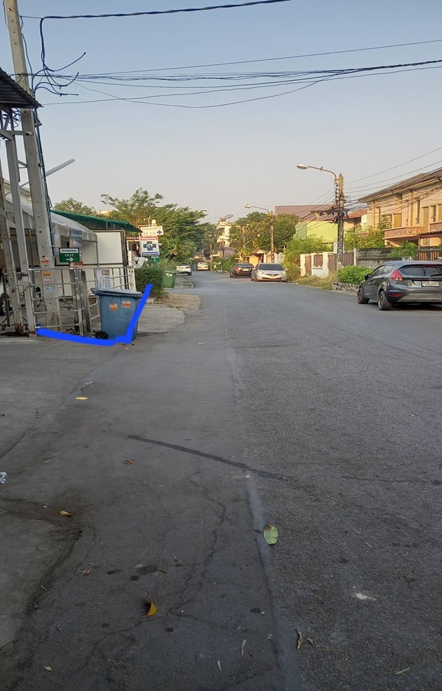 ขายที่ดินเปล่า​ เนื้อที่ 26.5 ตร.ว. ใกล้รถไฟฟ้า BTS พหลโยธิน 59 ต.ครองถนน​ อ.บางเขน ​จ.กรุงเทพมหานคร​