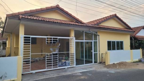 ขาย 2.5 ล้าน 66 ตรว. บ้านเดี่ยวชั้นเดียว หนองจ๊อม สันทราย ทำเลดี ใกล้ตัวเมืองเชียงใหม่ เดินทางสะดวกสบาย