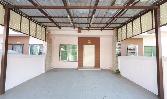 ขายทาวน์เฮ้าส์โคางการ บ้านสิรภัทร 4 เมืองนนทบุรี นนทบุรี PKK03-00630