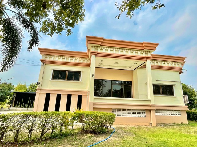 ZB040ขายที่ดินสวยพร้อมบ้าน 3 หลัง 4 ไร่ 90 ตารางวาพิกัด ต. บ้านหัวป่าน้อย อ.เมืองสุพรรณบุรีฟรี-บ้าน 3 หลัง-บ่อปลาคราฟ-เรือนรับรอง -เฟอร์นิเจอร์-ที่จอดรถกว้างขวางสถานที่ใกล้เคียง-สนามกีฬาจังหวัดสุพรรณบุรี-มหาวิทยาลัยการกีฬาแห่งชาติ-โรงเรียนกรรณสูตศึกษาลัย-วัดป่าเลย์ไลยก์วรวิหาร-ตลาดโพธิ์พระยา-ซอย 9 วัด-ห้างสรรพสินค้า บิ๊กซีราคา 15 ล้านบาท (โอนคนละครึ่ง)ติดต่อเบอร