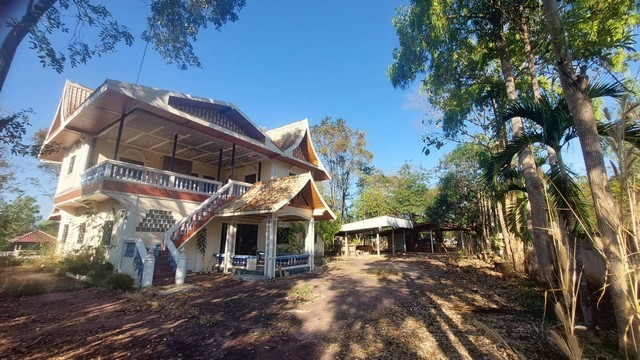 ขายบ้านพักอากาศ 2 ชั้น พร้อมที่ดิน7-1-94 ไร่   ใก้ลวัดหนองนาเมือง   อ.เมือง จ.หนองคาย   ZP093